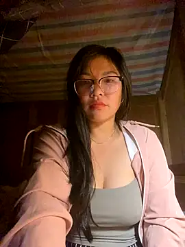 Snapshot of sexybaby_00 chatting on October 9, 2025, 10:10 pm sexybaby 00 online show from October 9, 2025, 10:10 pm
