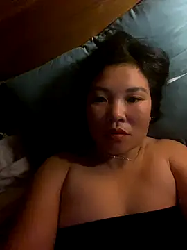 Snapshot of sexybaby_00 chatting on September 22, 2025, 5:30 pm sexybaby 00 online show from September 22, 2025, 5:30 pm