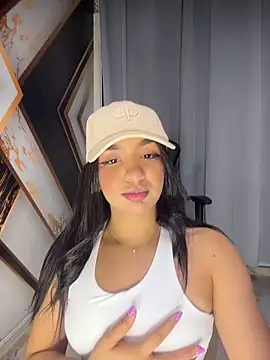 Snapshot of jenn_fit chatting on February 5, 2026, 4:52 am jenn fit online show from February 5, 2026, 4:52 am