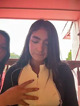 Snapshot of jenn_fit chatting on February 8, 2026, 6:27 pm jenn fit online show from February 8, 2026, 6:27 pm