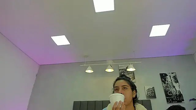 violet and myers online show from October 13, 2025, 7:15 pm