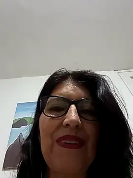 swity foster online show from November 6, 2025, 9:02 am