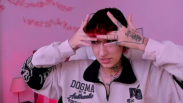 Snapshot of Luci_Rose chatting on February 23, 2026, 1:23 pm Luci Rose online show from February 23, 2026, 1:23 pm