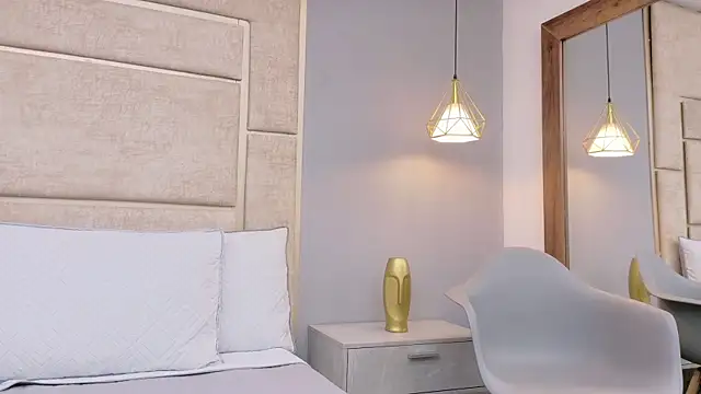 Ashley HotGirl online show from April 10, 2026, 8:05 pm