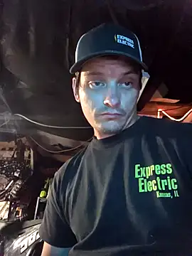 twistafatpipe online show from October 3, 2025, 2:37 am