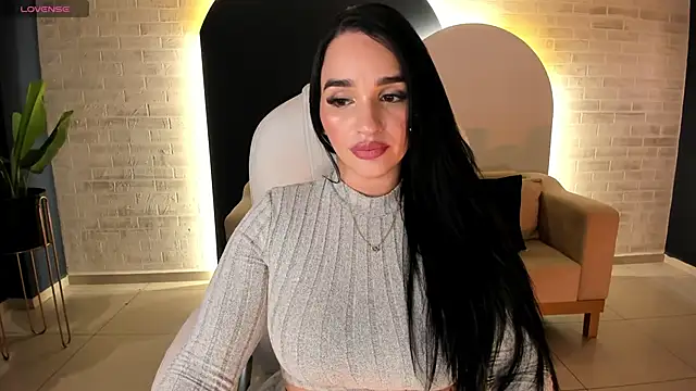 Snapshot of NovaSpencer chatting on September 9, 2025, 6:39 pm NovaSpencer online show from September 9, 2025, 6:39 pm