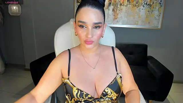 Snapshot of NovaSpencer chatting on November 26, 2025, 7:14 pm NovaSpencer online show from November 26, 2025, 7:14 pm