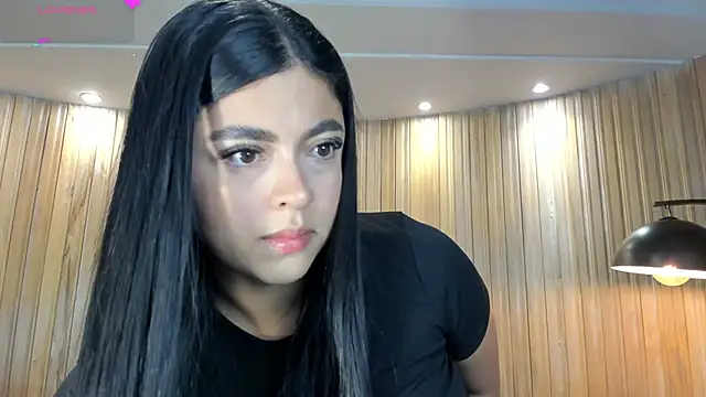 NataliaGaret online show from March 22, 2026, 10:33 pm