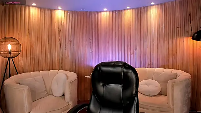 NataliaGaret online show from September 21, 2025, 3:11 am