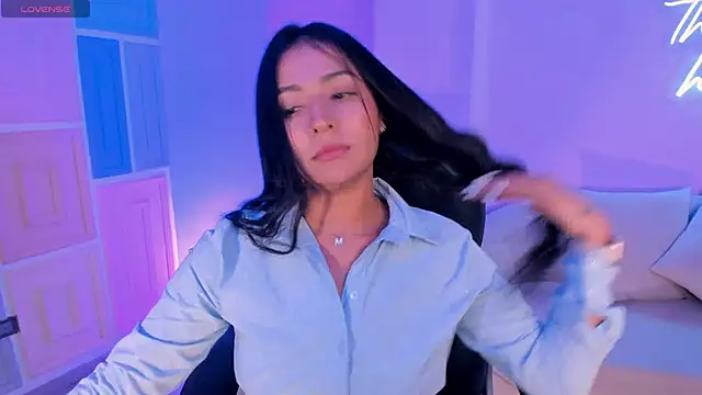 AyshelBrown online show from October 21, 2025, 3:39 am