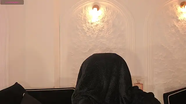 MilaColeman online show from November 11, 2025, 2:06 am