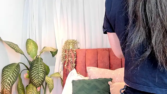 Ashley Monroe online show from November 5, 2025, 11:35 am