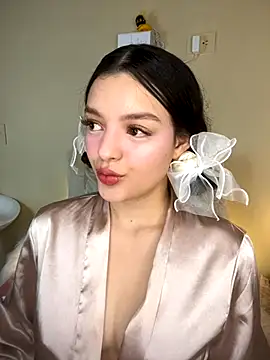 AriaHeavenss online show from September 10, 2025, 1:26 am