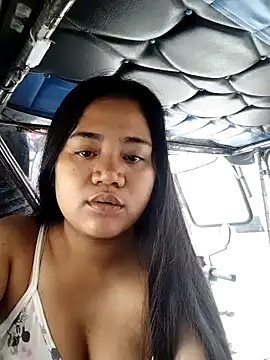 EATALLUCANPUSSYPINAY online show from April 14, 2026, 1:32 am