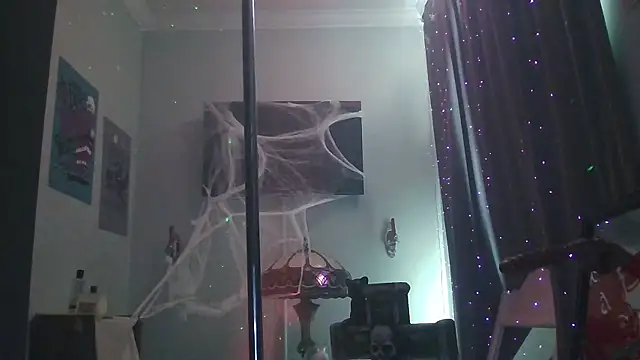 TallDrink11 online show from October 24, 2025, 8:19 pm