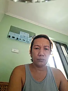 hotedhale online show from February 15, 2026, 6:36 am