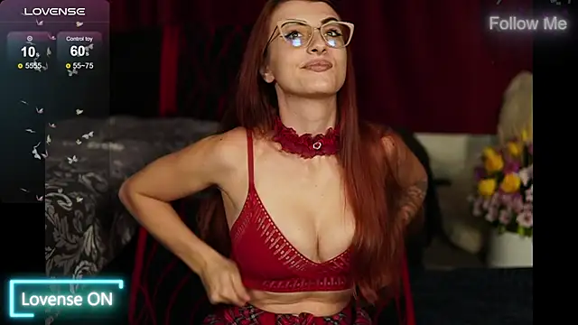 Tracyix online show from September 8, 2025, 7:24 pm