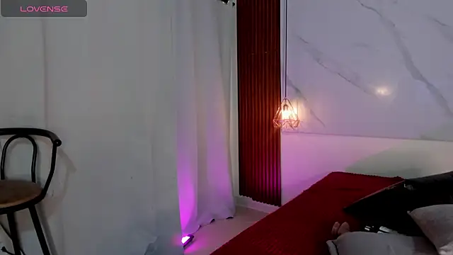 sara zc online show from November 26, 2025, 11:43 am