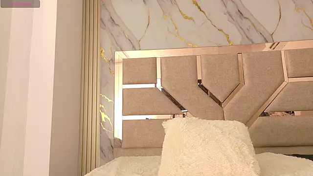 DakotaTylerr online show from October 14, 2025, 11:11 am