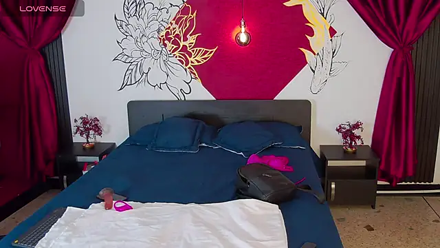 Maylu Fox online show from November 26, 2025, 12:16 pm