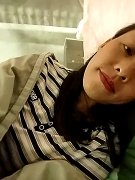 Sinejdk3 online show from October 29, 2025, 1:26 am