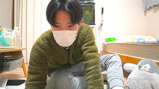 saitama0038 online show from December 5, 2025, 3:43 pm