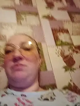 Kiss Eva online show from March 30, 2026, 5:03 pm