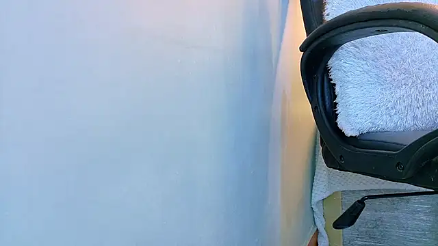 Angel saez online show from November 26, 2025, 10:48 am