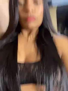 Snapshot of Luna025 chatting on September 11, 2025, 4:23 am Luna025 online show from September 11, 2025, 4:23 am