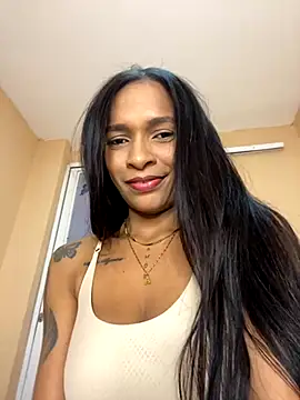 Snapshot of Luna025 chatting on October 14, 2025, 6:25 am Luna025 online show from October 14, 2025, 6:25 am