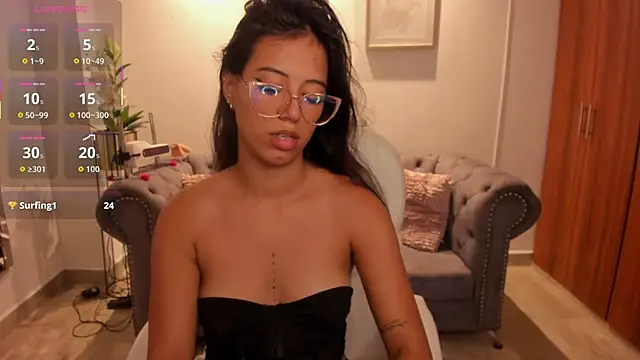 raven stonee online show from October 11, 2025, 3:18 am