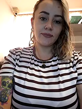 CurvyLust x online show from November 13, 2025, 3:49 pm