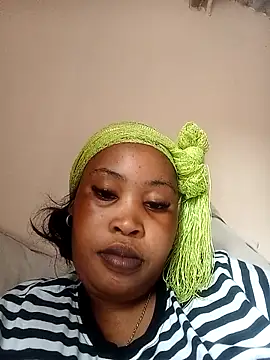 OCEANSQUITERXXX online show from March 16, 2026, 7:45 am