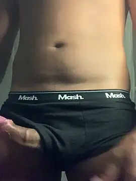 Snapshot of edualqxo chatting on February 7, 2026, 3:36 am edualqxo online show from February 7, 2026, 3:36 am