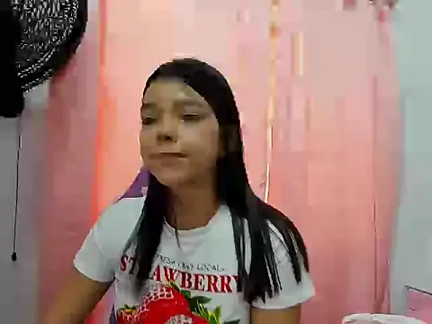 shy luna18 online show from September 8, 2025, 5:12 pm