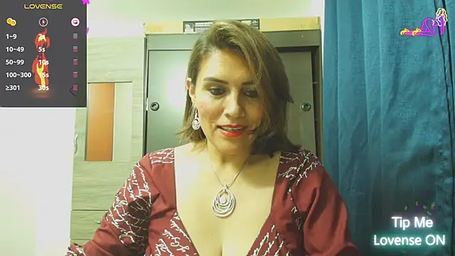 Snapshot of Marysexy73 chatting on September 18, 2025, 10:18 am Marysexy73 online show from September 18, 2025, 10:18 am