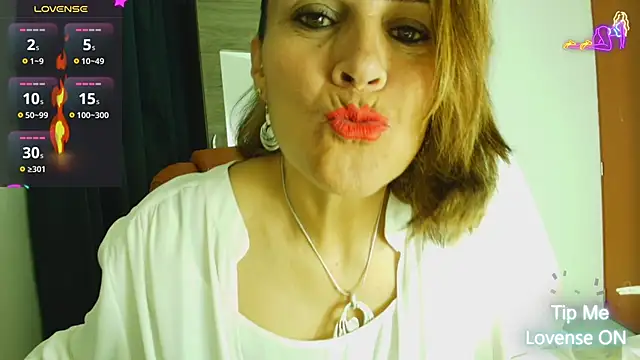 Snapshot of Marysexy73 chatting on September 29, 2025, 9:49 am Marysexy73 online show from September 29, 2025, 9:49 am