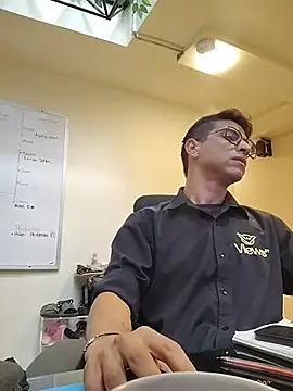 Juann-cock online show from February 10, 2026, 4:17 pm