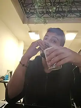 Juann-cock online show from July 4, 2026, 6:53 am