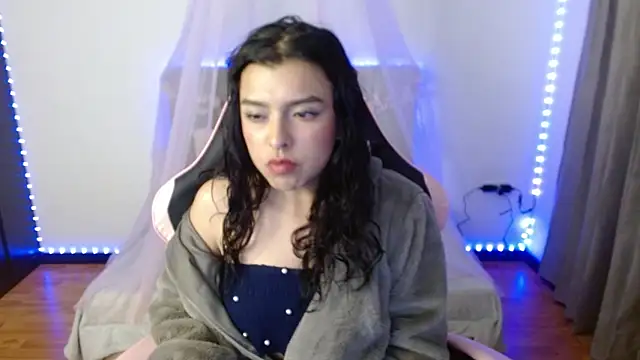 eilynro online show from September 11, 2025, 12:21 am