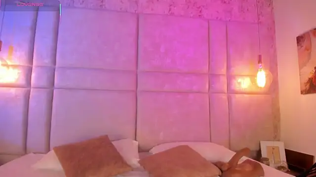 Snapshot of Mily_Vermont chatting on September 27, 2025, 4:13 pm Mily Vermont online show from September 27, 2025, 4:13 pm