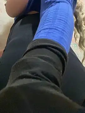 Cuckold-masters-dog online show from November 13, 2025, 9:19 pm