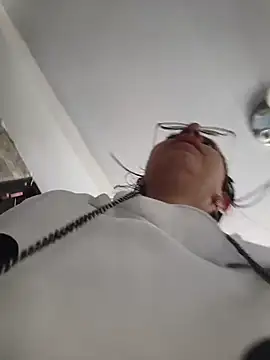 VioletxBloom online show from March 1, 2026, 4:51 pm