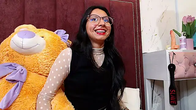 VioletxBloom online show from September 25, 2025, 11:11 pm