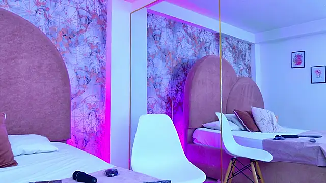 Snapshot of Samanta_Isel chatting on February 2, 2026, 3:16 am Samanta Isel online show from February 2, 2026, 3:16 am