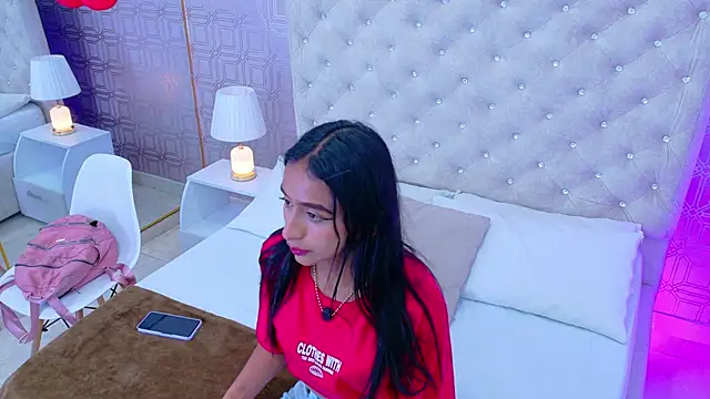 Snapshot of Samanta_Isel chatting on February 20, 2026, 3:03 am Samanta Isel online show from February 20, 2026, 3:03 am