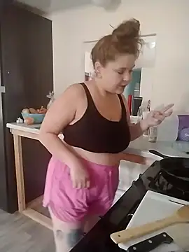 LacyLaurent online show from November 18, 2025, 3:59 pm