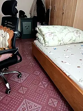 Moona heny online show from January 11, 2026, 12:28 am