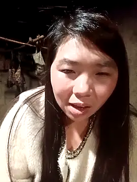 quynhkoolbae online show from February 24, 2026, 1:56 pm