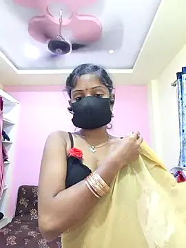 Snapshot of mounika26 chatting on October 4, 2025, 5:36 pm mounika26 online show from October 4, 2025, 5:36 pm